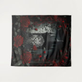 ゴシック墓地のローズガーデン 赤と黒 タペストリー (正面(横))