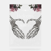 ゴシック様式のスケルトンハンドハートベビーシャワーへようこそ アクリルサイン (正面)