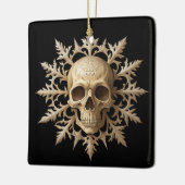 ゴシック様式のスノーフレークとスカル セラミックオーナメント (左)