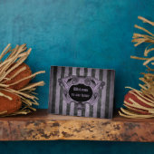 ゴシック様式のデザイン黒紫色のウェルカムサイン フォトプラーク (側面)