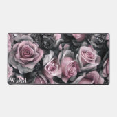 ゴシック様式のピンクとブラックバラモノグラム デスクマット (正面)