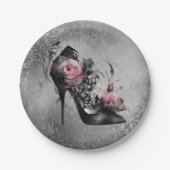 ゴシック様式のファッションスティレットのヒールとモーヴピンクのバラ ペーパープレート (正面)