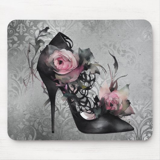 ゴシック様式のファッションスティレットのヒールとモーヴピンクのバラ マウスパッド (正面)