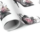 ゴシック様式のファッションスティレットのヒールとモーヴピンクのバラ ラッピングペーパー (ロールコーナー)