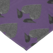 ゴシック様式のラヴェンスとブラックハート テーブルクロス (アングル)