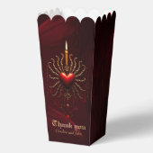 ゴシック様式の優雅さの素晴らしい美しい芸術。 フェイバーボックス (正面)