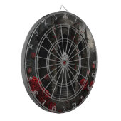 ゴシック様式の墓地ガゼボと赤いバラの夜 ダーツボード (正面左)