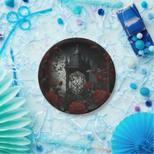 ゴシック様式の墓地バラガーデンと赤と黒 ペーパープレート (パーティー)