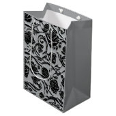 ゴシック様式の墓地ブラックバラパターン ミディアムペーパーバッグ (正面アングル)