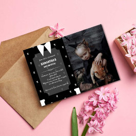 ゴシック様式の小さな女の子の黒いドレス誕生日写真 招待状