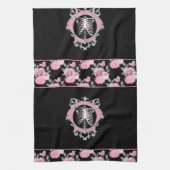 ゴシック様式の愛 |ピンクと黒のスケルトンハートフローラ キッチンタオル (縦)