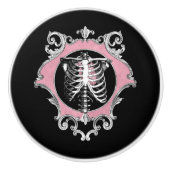ゴシック様式の愛 |ピンクと黒のスケルトンハートフローラ セラミックノブ (正面)