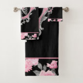 ゴシック様式の愛 |ピンクと黒のスケルトンハートフローラ バスタオルセット (インサイチュ)