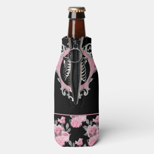 ゴシック様式の愛 |ピンクと黒のスケルトンハートフローラ ボトルクーラー (ボトル裏面)