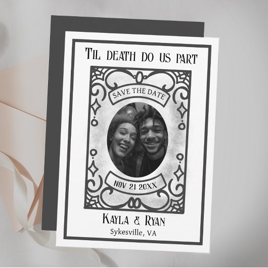 ゴシック様式の濃色とムーディ結婚ーズ セーブザデート