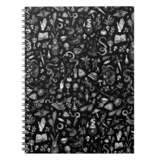 ゴシック様式の脊椎手帳 ノートブック