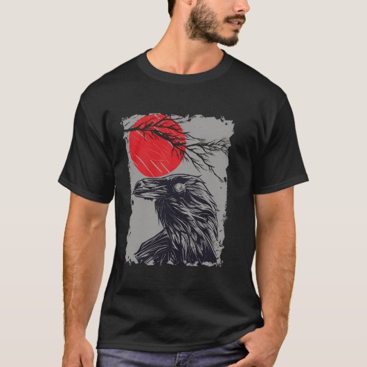 ゴシック様式の赤月黒烏 Tシャツ (正面)