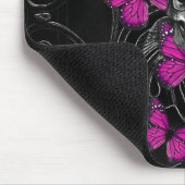 ゴシック様式スカル及び紫色の蝶 マウスパッド (コーナー)