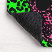 ゴシック様式パンクのスカルの緑のピンクのヒョウのプリント マウスパッド (コーナー)