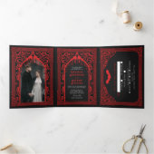 ゴシック様式ヴァンパイア大聖堂結婚式招待状 三つ折り招待状 (内部)