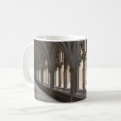 ゴシック様式復活のコーヒー・マグ コーヒーマグカップ (正面左)