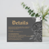 ゴシック結婚のブラックバラタロットエンクロージャカード 出欠カード (スタンド正面)