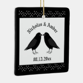 ゴシック結婚スキスをするラヴカスタムァン セラミックオーナメント (右)