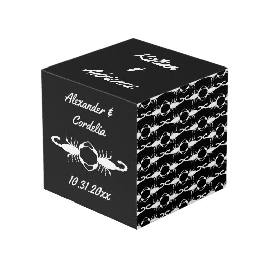 ゴシック結婚ホワイトサソリカスタムズ フォトキューブ (正面アングル)