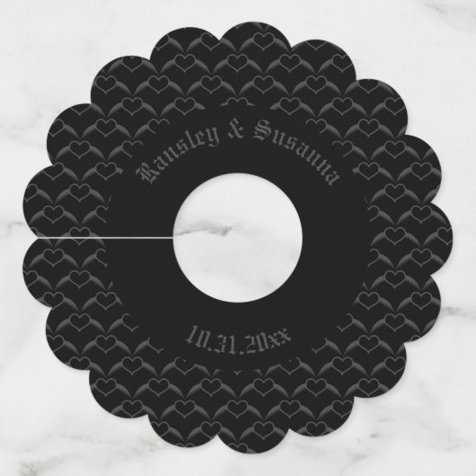 ゴシック結婚風の翼ハートカスタム ワイングラスタグ (正面)