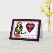 ゴシック誕生日for Friend, Lady Skeleton, Cupcake カード (黄色い花)