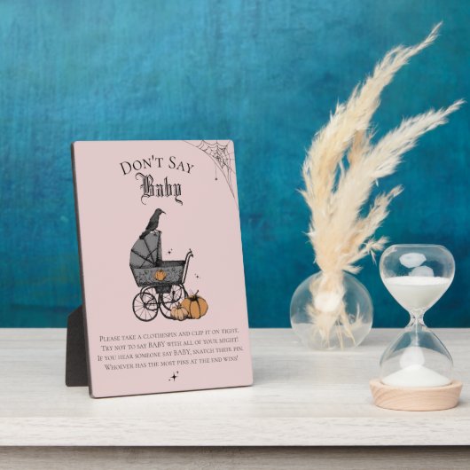 ゴシック語を言わないベビーピンク赤ちゃんシャワーゲーム フォトプラーク (側面)