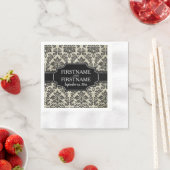 ゴシック ブラックレースとパーチメントの結婚記念日 縁ありカクテルナプキン (インサイチュ)