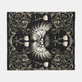 ゴシッビクトリアントロマンススカルウィングス&ホワイトローズ フリースブランケット (正面(横))