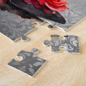 ゴシッファッショニスタク赤の下のバラ付き文字 ジグソーパズル (側面)