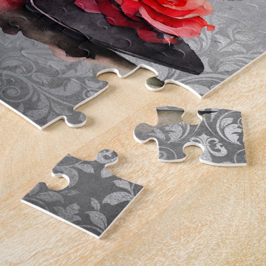 ゴシッファッショニスタク赤の下のバラ付き文字 ジグソーパズル (側面)