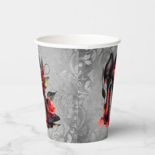 ゴシッファッショニスタク赤の下のバラ付き文字 紙コップ (右)