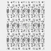 ゴシッモノグラムのクスヴィンテージインキ虫黒 フリースブランケット (正面)