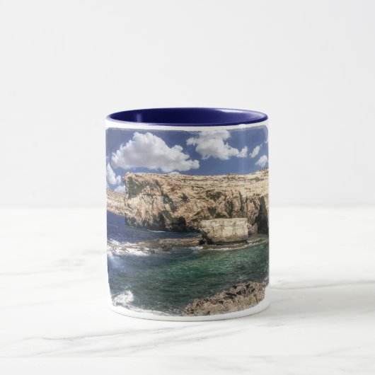 ゴゾ島のAzure Window Attraction マグカップ (中央)