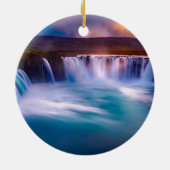 ゴダフスの滝、アイスランドの美しい風景 セラミックオーナメント (裏面)