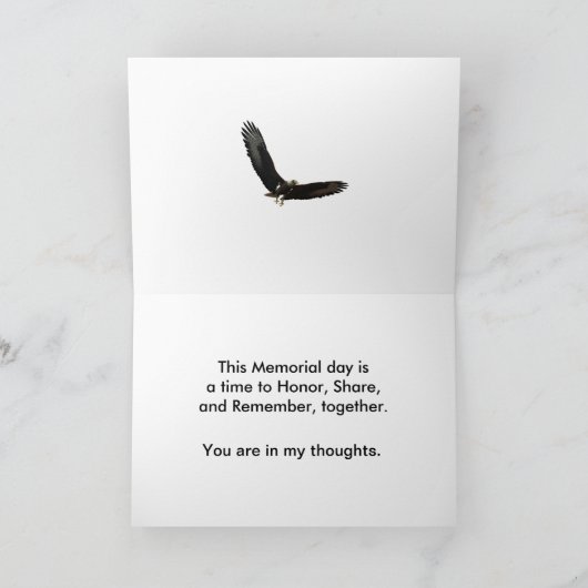 ゴッドマザーメモリアルデー、ハゲのワシと旗 カード (内部)