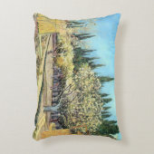 ゴッホの桜咲く果樹園、柏の木に囲まれて アクセントクッション (正面(垂直))