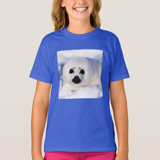 ゴマフアザラシの赤ちゃんの肖像 Tシャツ (正面)
