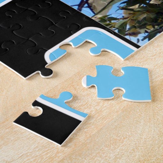 ゴムの木の中のオーストラリア産の野生のコカトス ジグソーパズル (側面)