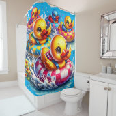 「ゴムダッキー(アヒルちゃん)レースおもしろい」 シャワーカーテン (インサイチュ)