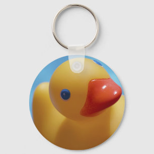 ゴム製アヒルのクローズアップ キーホルダー