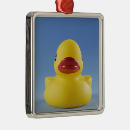 ゴム製アヒルのクローズアップ メタルオーナメント (右)