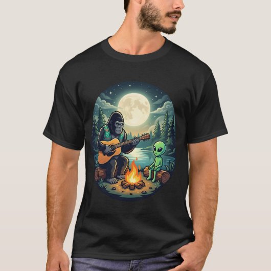 ゴリラがエイリアンとギターを演奏 Tシャツ (正面)