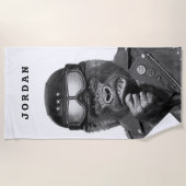 ゴリラの人は|あなたの名前を加えます ビーチタオル (正面)