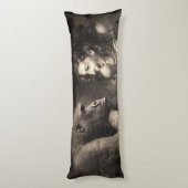 ゴリラを笑わせる女性 ボディピロー (裏面 (縦))