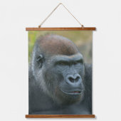 ゴリラファミリー – Ozala Lope And Oumbi 吊り下げ型タペストリー (正面2)